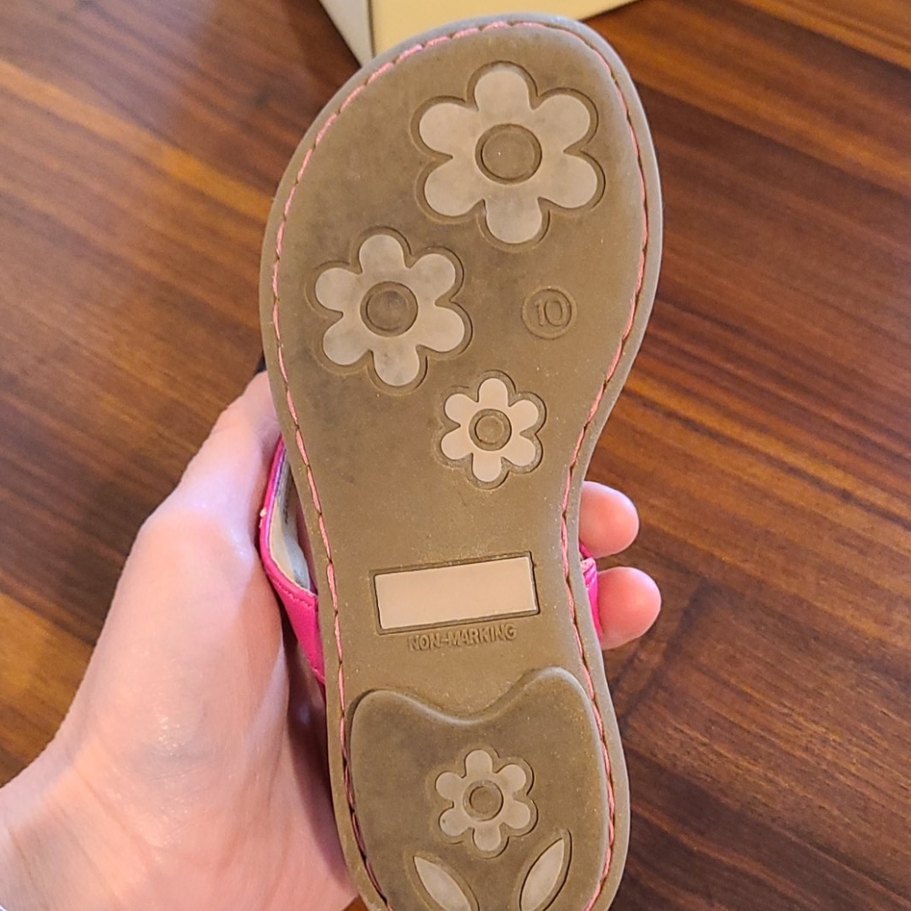 Sandals - Picture 3 of 4